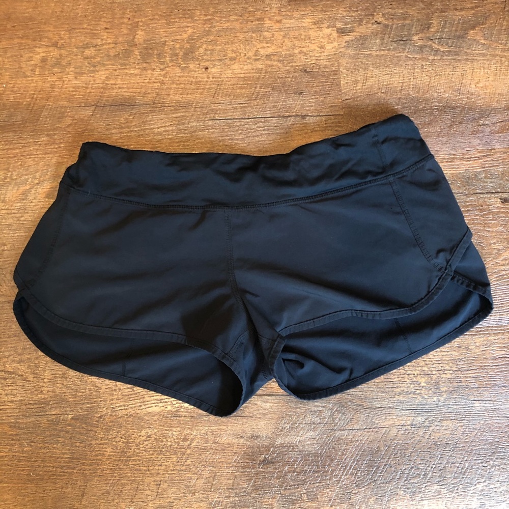 Black Lululemon Speed Short 4” inseam size 10